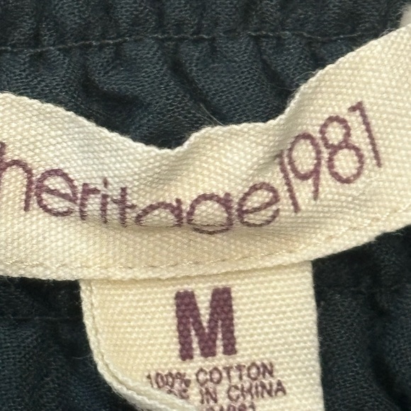 Adorable little sundress by heritage 1981- size Medium - Picture 5 of 9